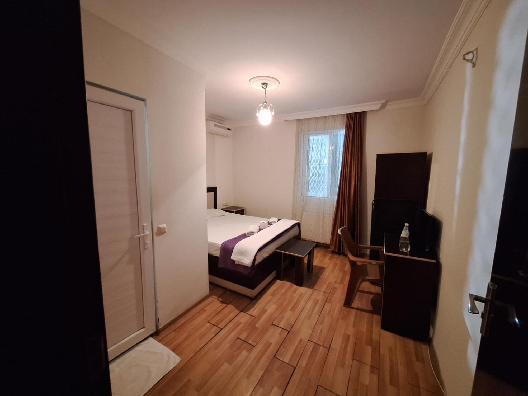 Gold Hotel Batum Экстерьер фото