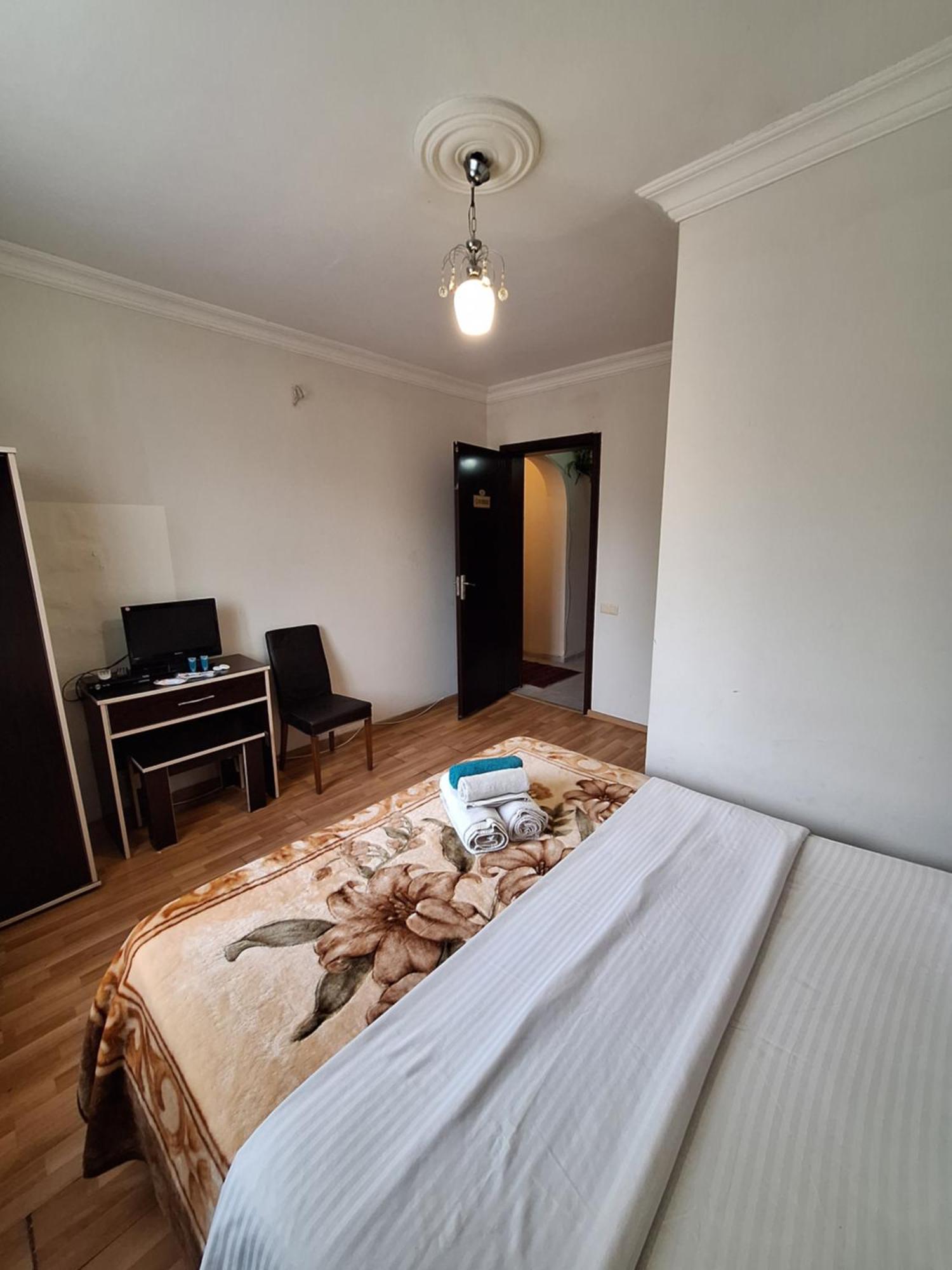 Gold Hotel Batum Экстерьер фото
